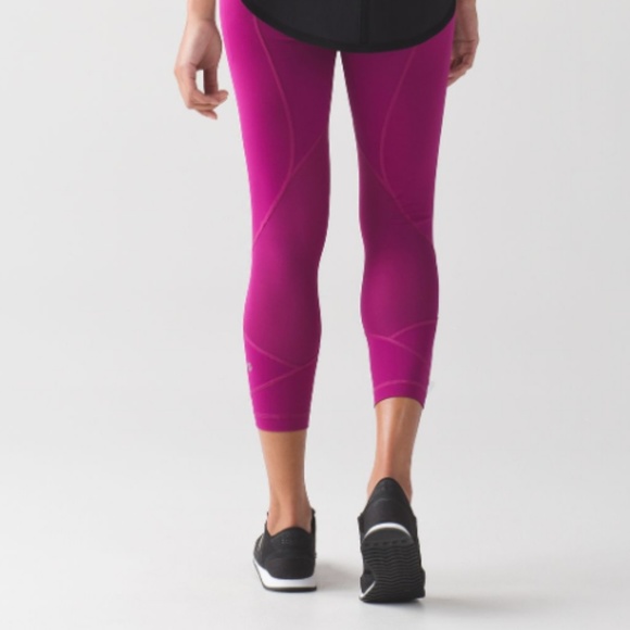 Lululemon Pace Rival Crop - Picture 2 of 8